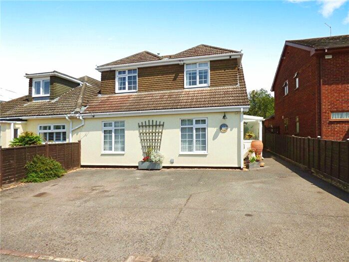 5 Bedroom Link Detached House For Sale In Cemetery Lane, Woodmancote, Emsworth, PO10