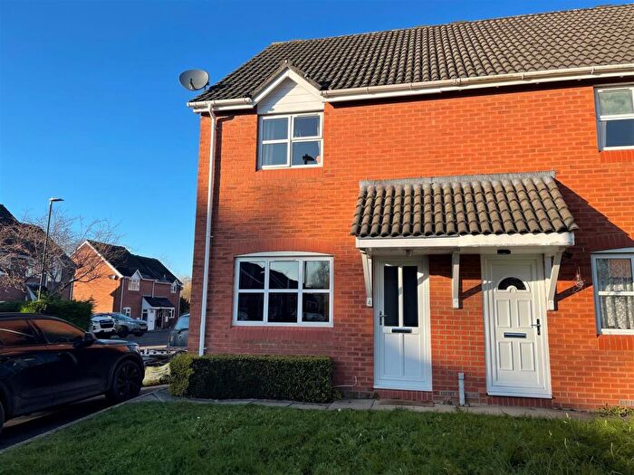 2 Bedroom Semi-Detached House To Rent In Millbank, Cam, GL11