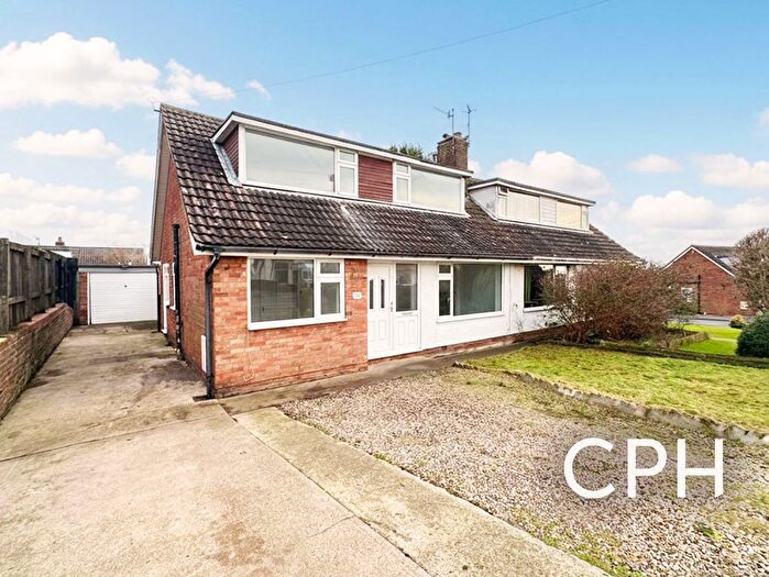 3 Bedroom Semi Detached House For Sale In Osgodby Lane, Scarborough, YO11