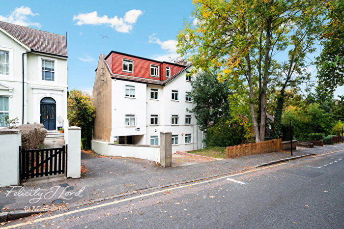 1 Bedroom Apartment For Sale In Lansdowne Lane, London, SE7