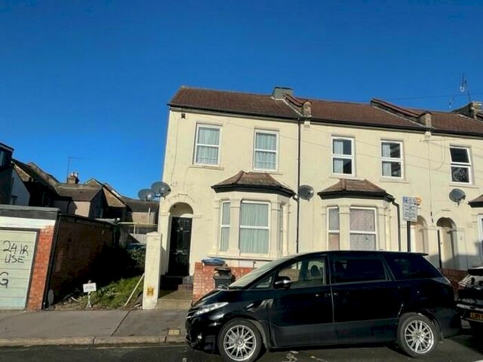 1 Bedroom Flat To Rent In Cavendish Road, Croydon, CR0