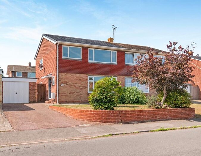 3 Bedroom Semi-Detached House For Sale In Bathurst Road, Staplehurst, Tonbridge, TN12