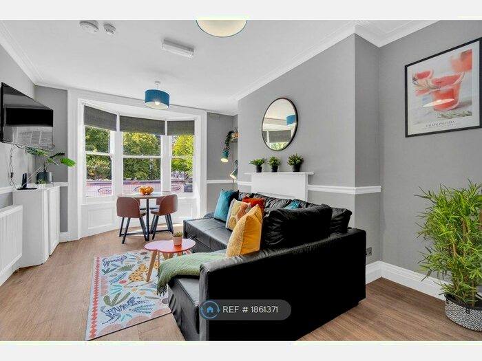 2 Bedroom Flat To Rent In Grand Parade, Brighton, BN2