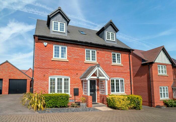 5 Bedroom Detached House For Sale In Quincy Close, Nuneaton, CV11