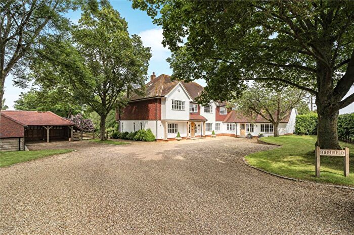 6 Bedroom Detached House For Sale In Glebe Lane, Lower Harlestone, Northamptonshire, NN7