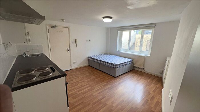 Studio To Rent In Camden Road, Holloway, London, N7