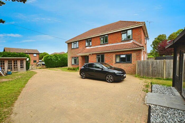 5 Bedroom Detached House For Sale In St. Andrews Road, Littlestone, New Romney, Kent, TN28