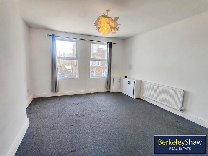 2 Bedroom Apartment To Rent In Bridge Road, Crosby, Liverpool, L23