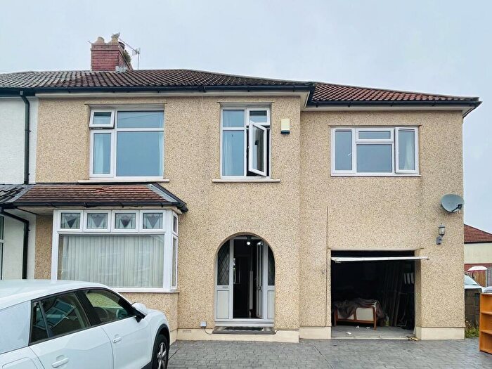 6 Bedroom End Of Terrace House To Rent In Northville Road, Bristol, Gloucestershire, BS7
