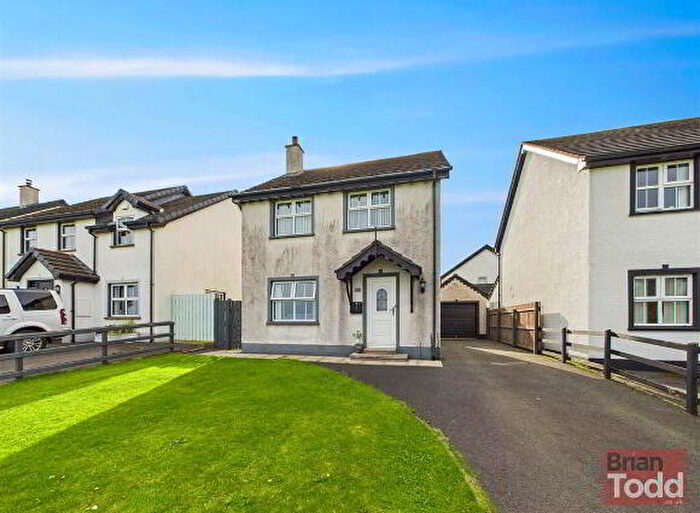 3 Bedroom Detached House For Sale In Cranbourne View, Larne, BT40