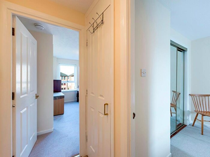 1 Bedroom Flat To Rent In Parkside Terrace, Edinburgh, EH16