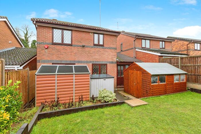 3 Bedroom Detached House For Sale In Finch Way, Narborough, Leicester, LE19