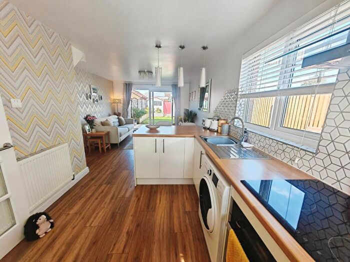 2 Bedroom Semi Detached House For Sale In Seaton Close, Crewe, CW1