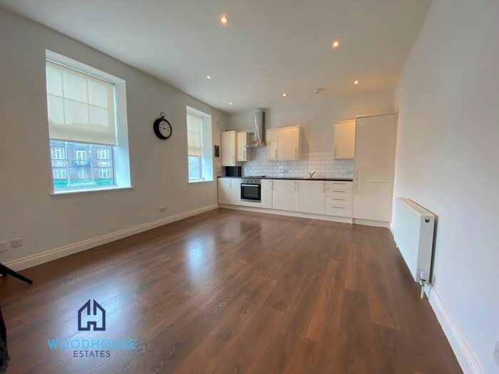 1 Bedroom Flat To Rent In Woodhouse Road, London, N12