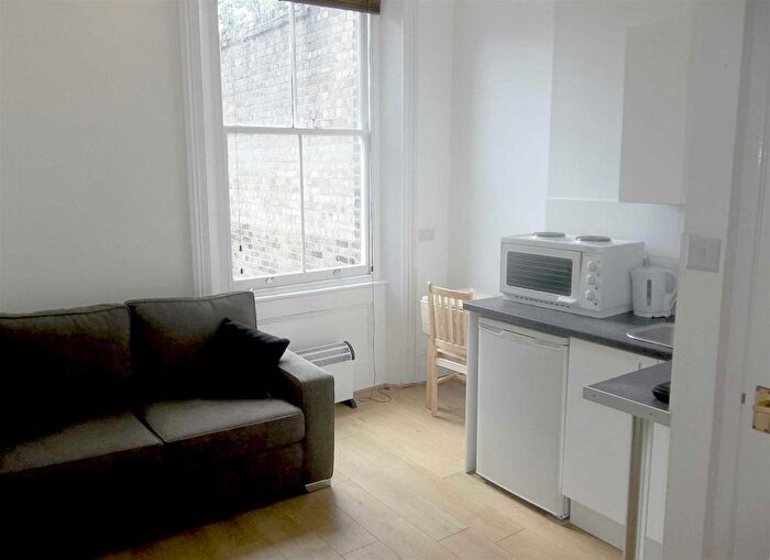 Studio To Rent In Iverson Road, Hampstead, NW6