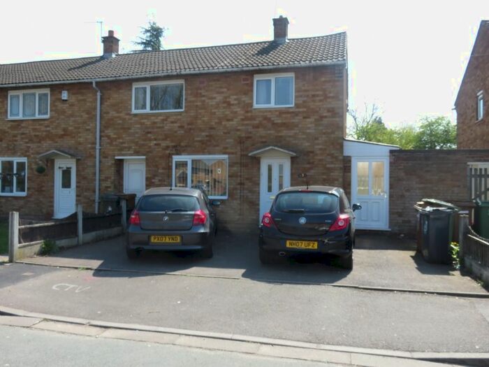 3 Bedroom Town House To Rent In Kinver Avenue, Willenhall WV12