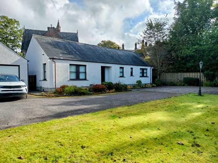 3 Bedroom Bungalow For Sale In Chapelview Gardens, Moffat, DG10