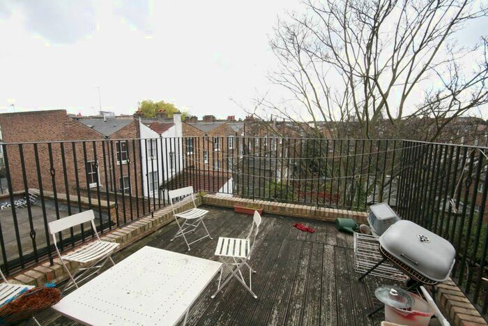 1 Bedroom Flat To Rent In Hornsey Road, Holloway, N7