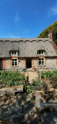 4 Bedroom Detached House To Rent In Thatched Cottage, Sustead, Norwich, NR11