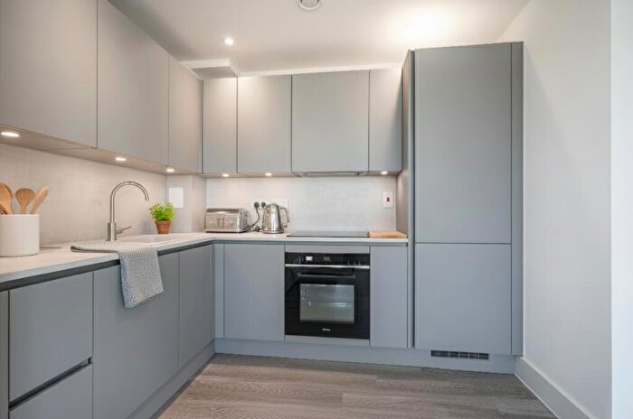1 Bedroom Flat To Rent In Croydon Road Beckenham, BR3
