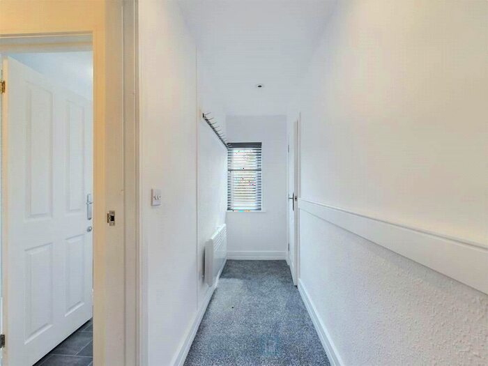 2 Bedroom Apartment To Rent In Market Street, Heanor, Derbyshire, DE75