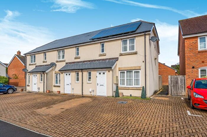 3 Bedroom End Of Terrace House For Sale In Truckle Road, Amesbury, Salisbury, SP4