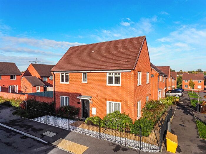 3 Bedroom Detached House For Sale In Merino Road, Andover, SP11