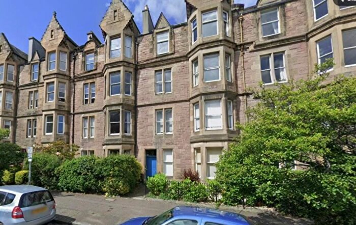 4 Bedroom Flat To Rent In Warrender Park Road, Edinburgh, EH9