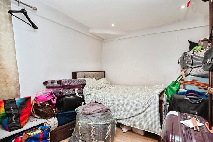3 Bedroom Flat For Sale In Flat, Kendal House, Shore Place, London, E9 - Photo 12