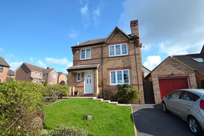 3 Bedroom Detached House To Rent In Broadstone, BH18