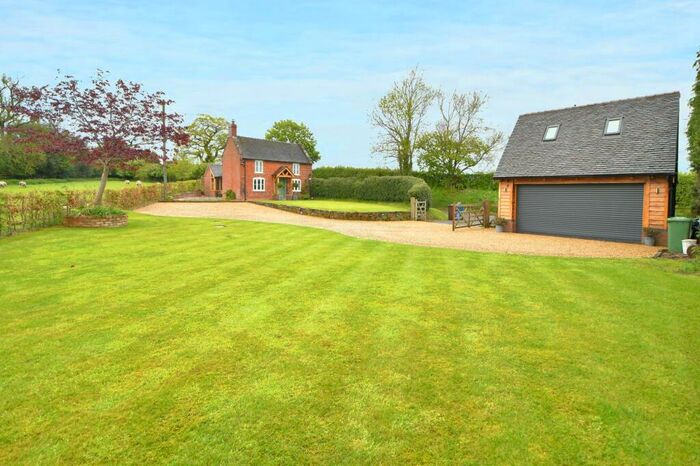 2 Bedroom Cottage For Sale In Sugnall, Stafford, ST21