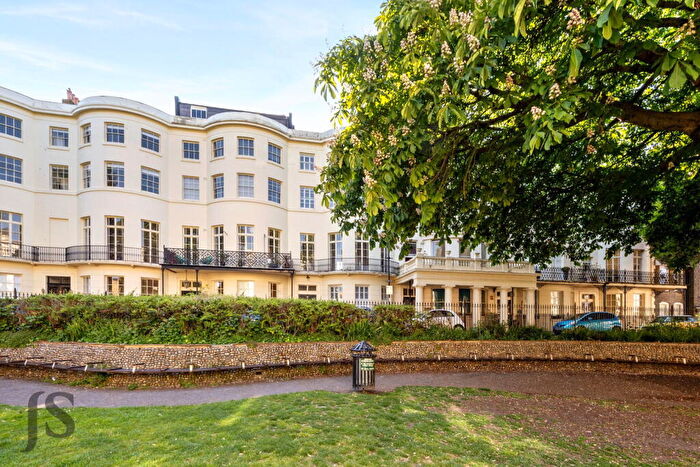 5 Bedroom Town House For Sale In Liverpool Terrace, Worthing, BN11