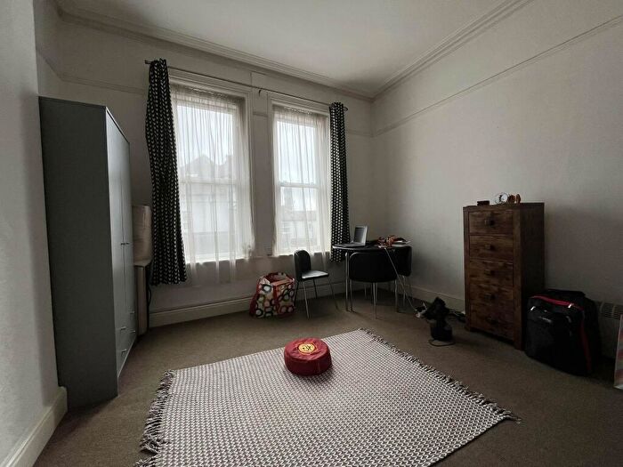 Studio To Rent In Seamoor Road, Bournemouth, BH4