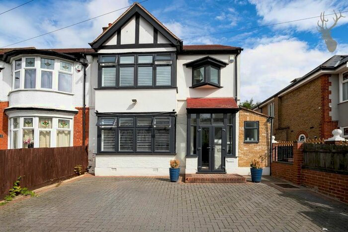 4 Bedroom Property To Rent In Kimberley Road, London, E4