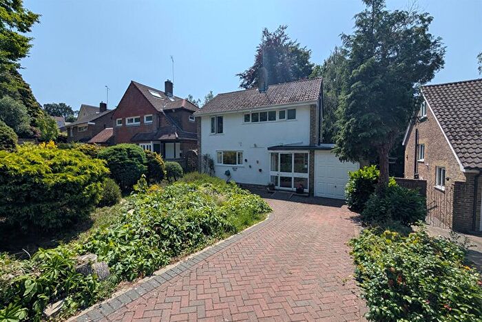 3 Bedroom Detached House For Sale In Bassett, SO16