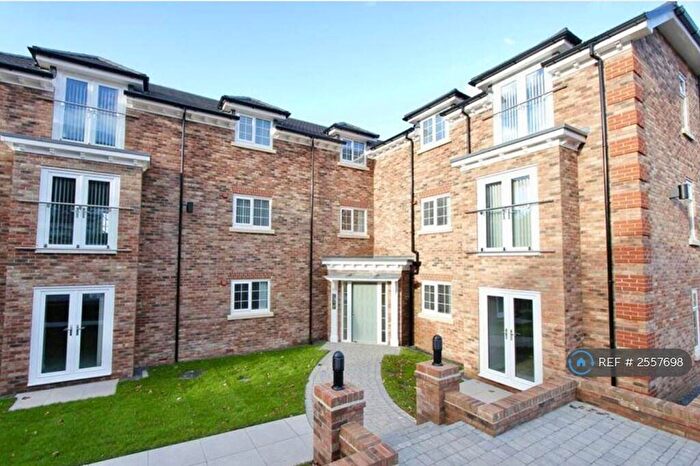 2 Bedroom Flat To Rent In Llys Chatsworth, Prestatyn, LL19