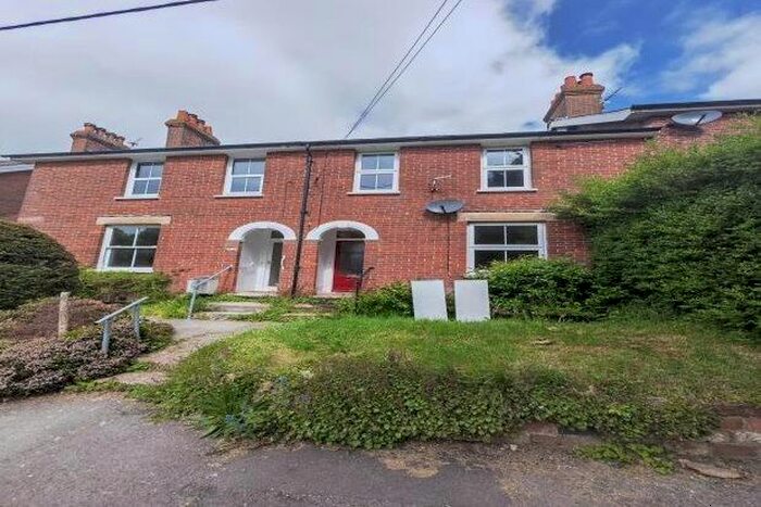 2 Bedroom Property To Rent In ., Heathfield, TN21