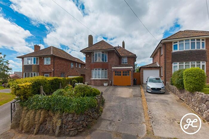 3 Bedroom Detached House For Sale In Haygrove Road, Bridgwater, TA6