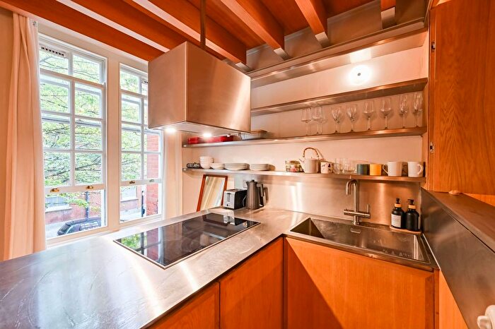 1 Bedroom Flat For Sale In Montclare Street, Shoreditch, London, E2