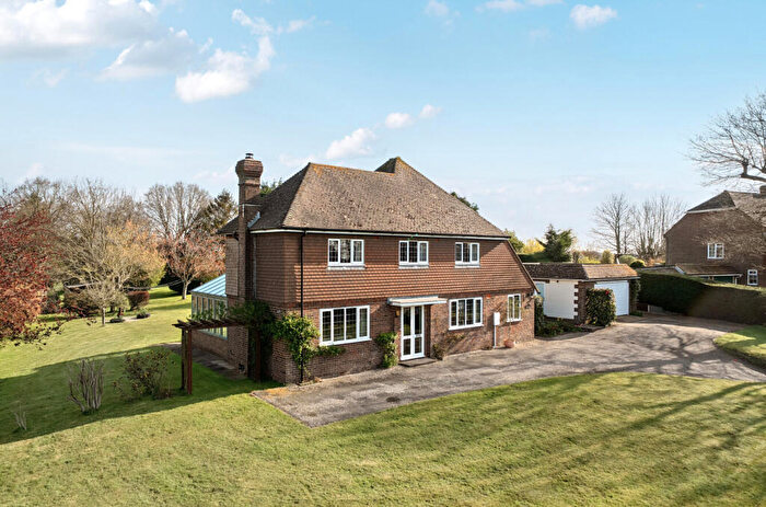 4 Bedroom Detached House For Sale In The Strait, Windmill Hill, BN27