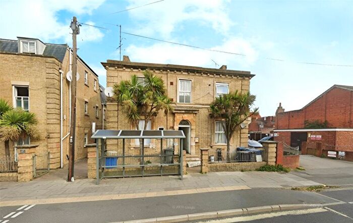 1 Bedroom Apartment For Sale In Woodbridge Road, Ipswich, Suffolk, IP4