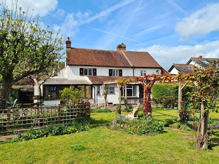 4 Bedroom Semi-Detached House For Sale In Little Bookham Street, Little Bookham, Surrey, KT23
