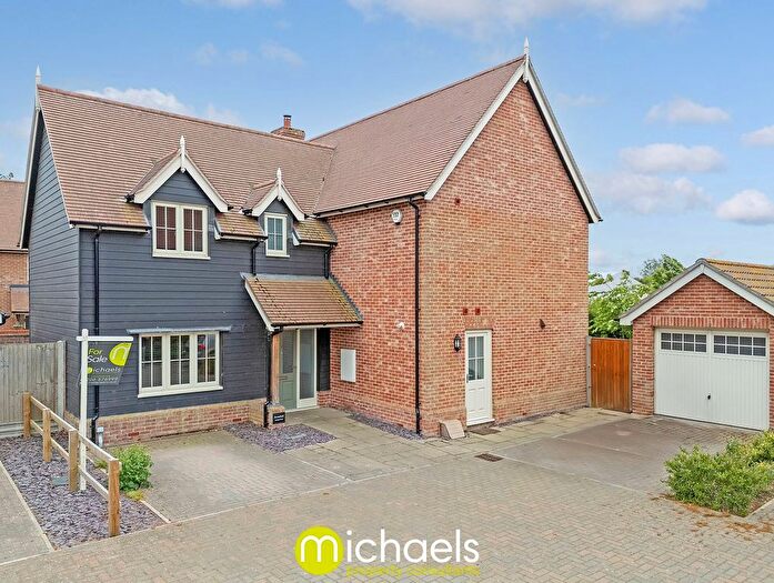 4 Bedroom Detached House For Sale In Dedham Road, Ardleigh, Colchester, CO7