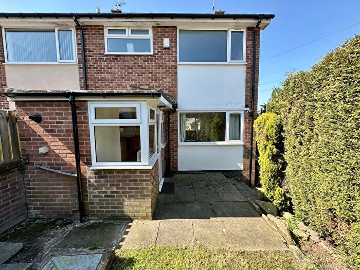 3 Bedroom Semi-Detached House For Sale In Chancet Wood Close Meadowhead Sheffield, S8