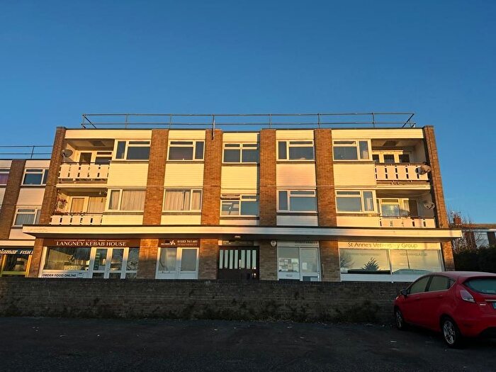 2 Bedroom Flat To Rent In Antrim Court, Pembury Road, Eastbourne, East Sussex, BN23