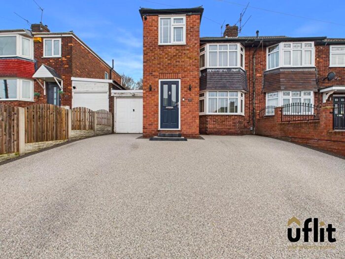 3 Bedroom Semi Detached House For Sale In Hungerhill Road, Kimberworth, Rotherham, S61