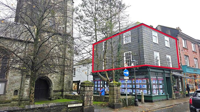3 Bedroom Maisonette For Sale In West Street, Tavistock, PL19