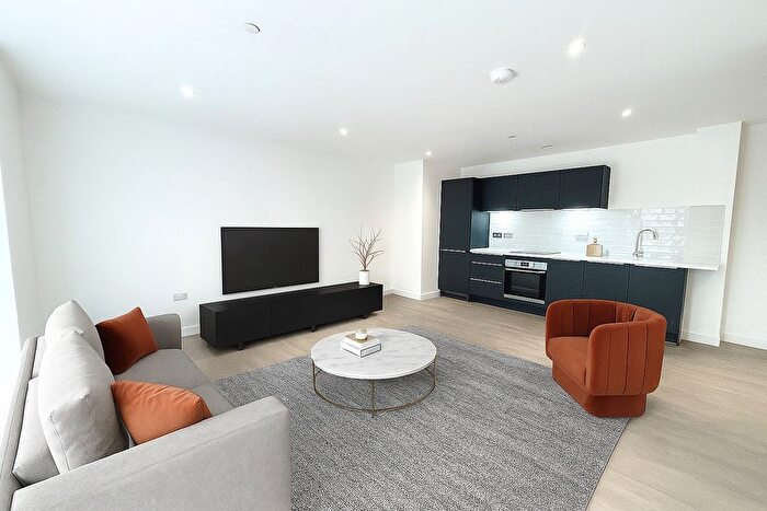 2 Bedroom Flat To Rent In Silbury Boulevard, Milton Keynes, MK9