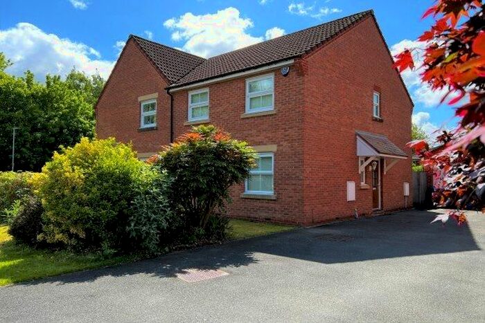 3 Bedroom Semi-Detached House To Rent In Nazareth House Lane, Widnes, WA8