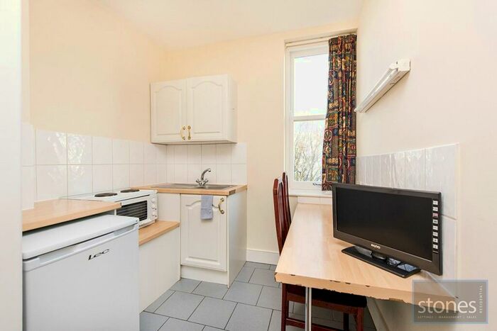 Apartment To Rent In Belsize Park, London, NW3